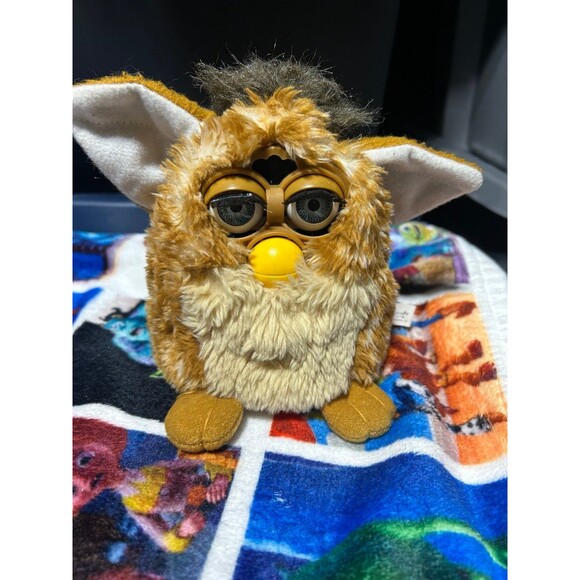 1998 Giraffe Furby - Picture 1 of 6
